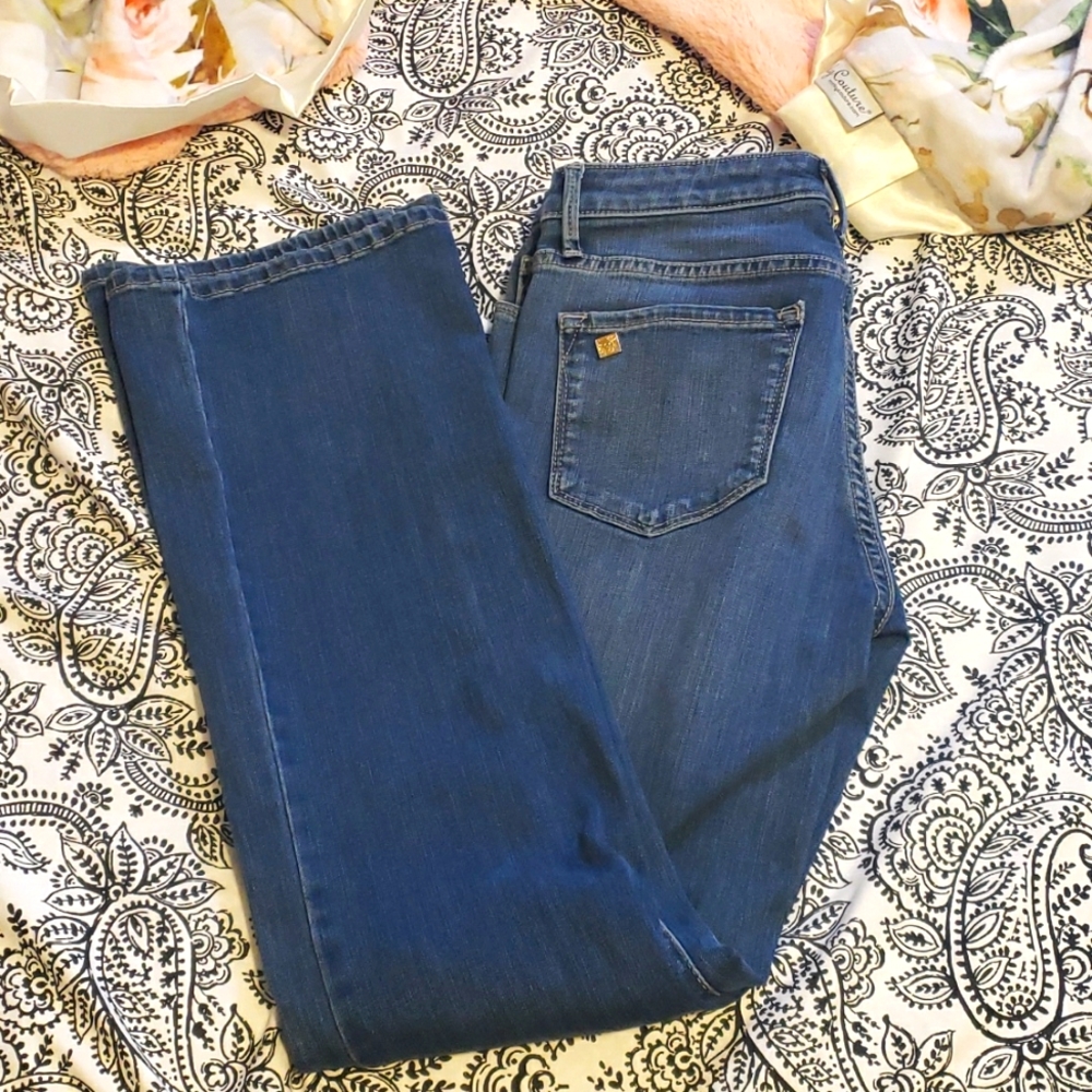 Anne Klein Jeanz